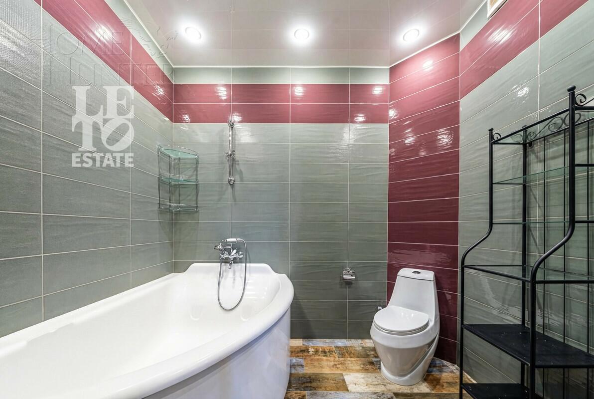 2-этажный коттедж 196 м² с отделкой