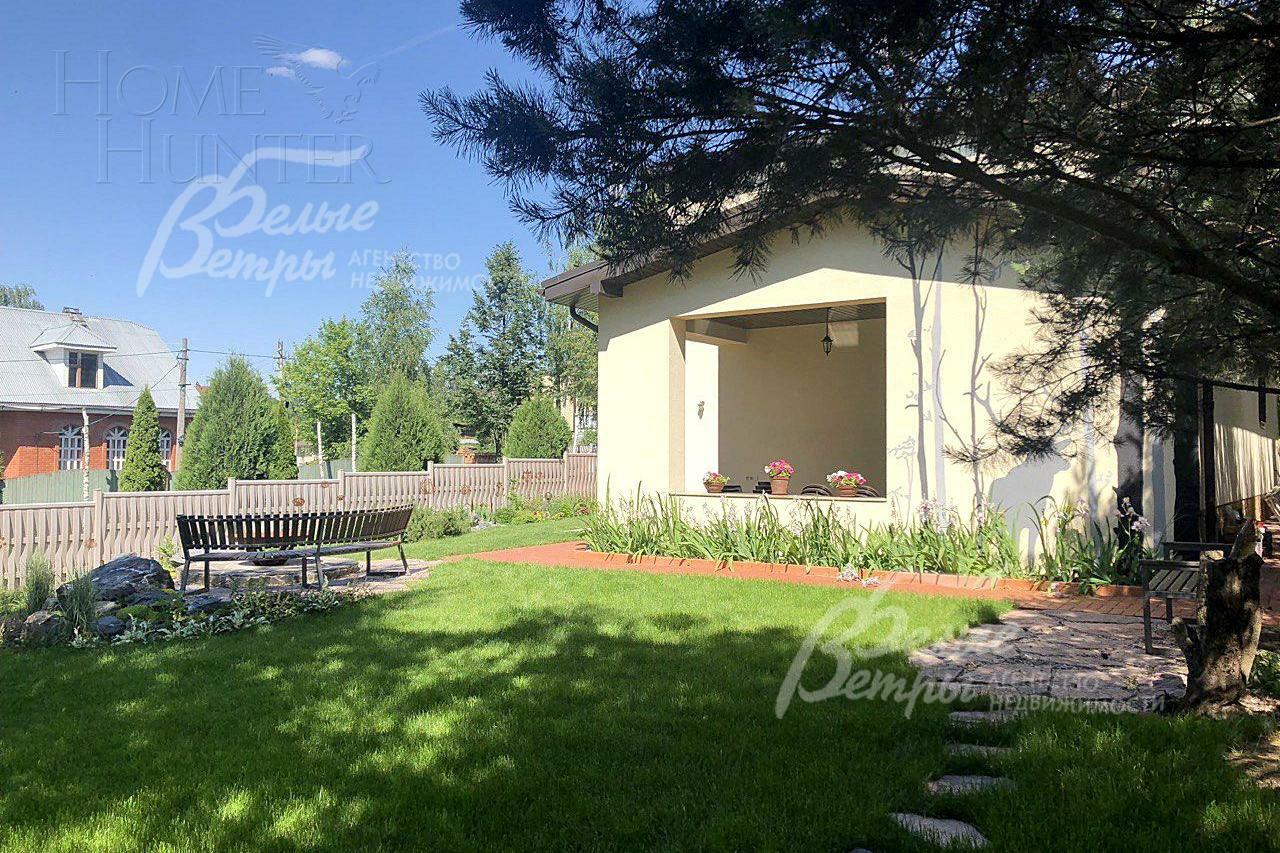 2-этажный коттедж 200 м² с отделкой