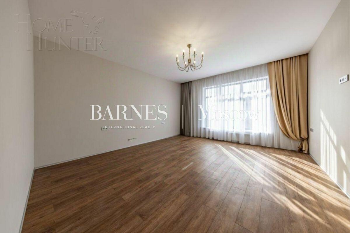 2-этажный коттедж 240 м² с отделкой