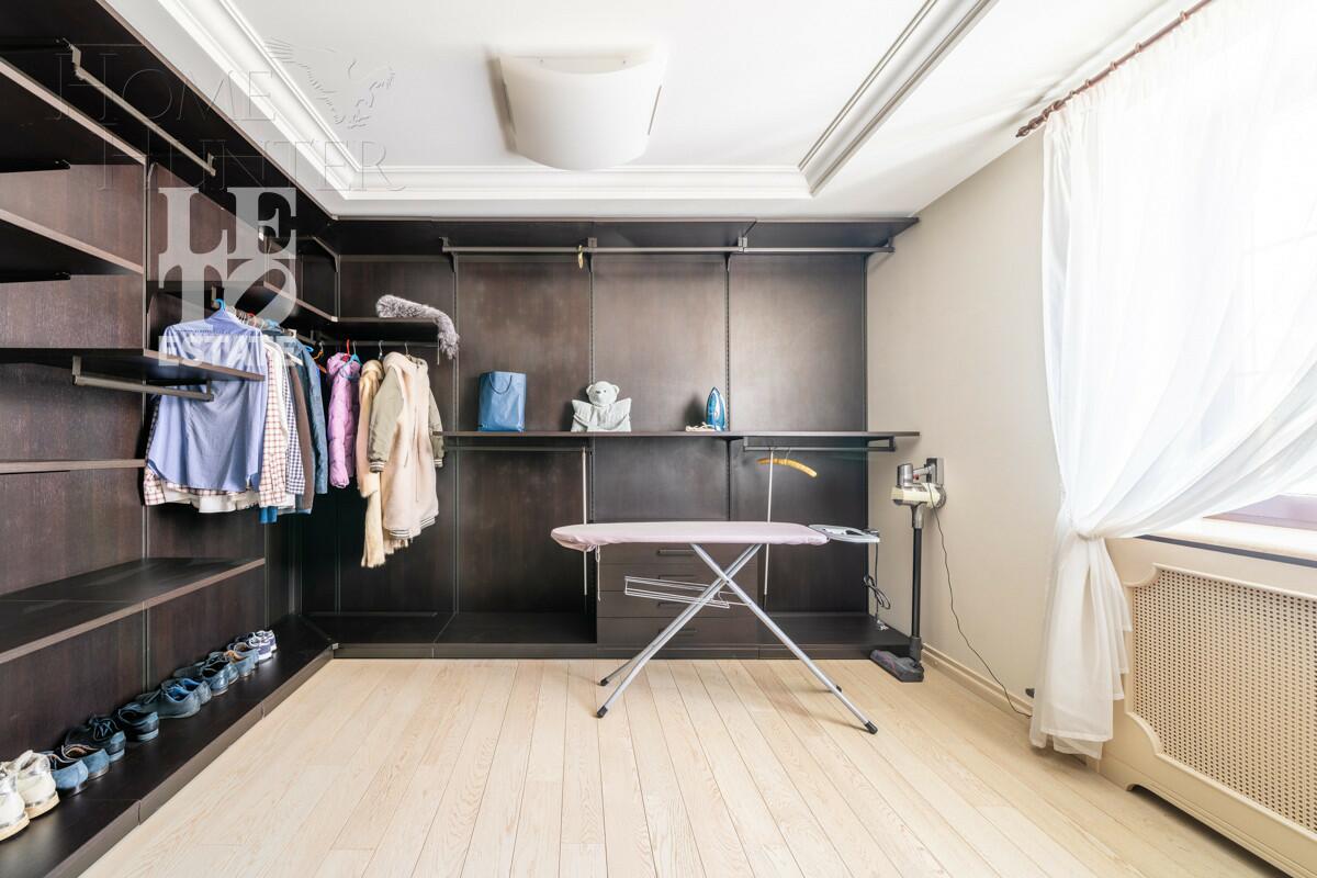 3-этажный коттедж 468 м² с отделкой