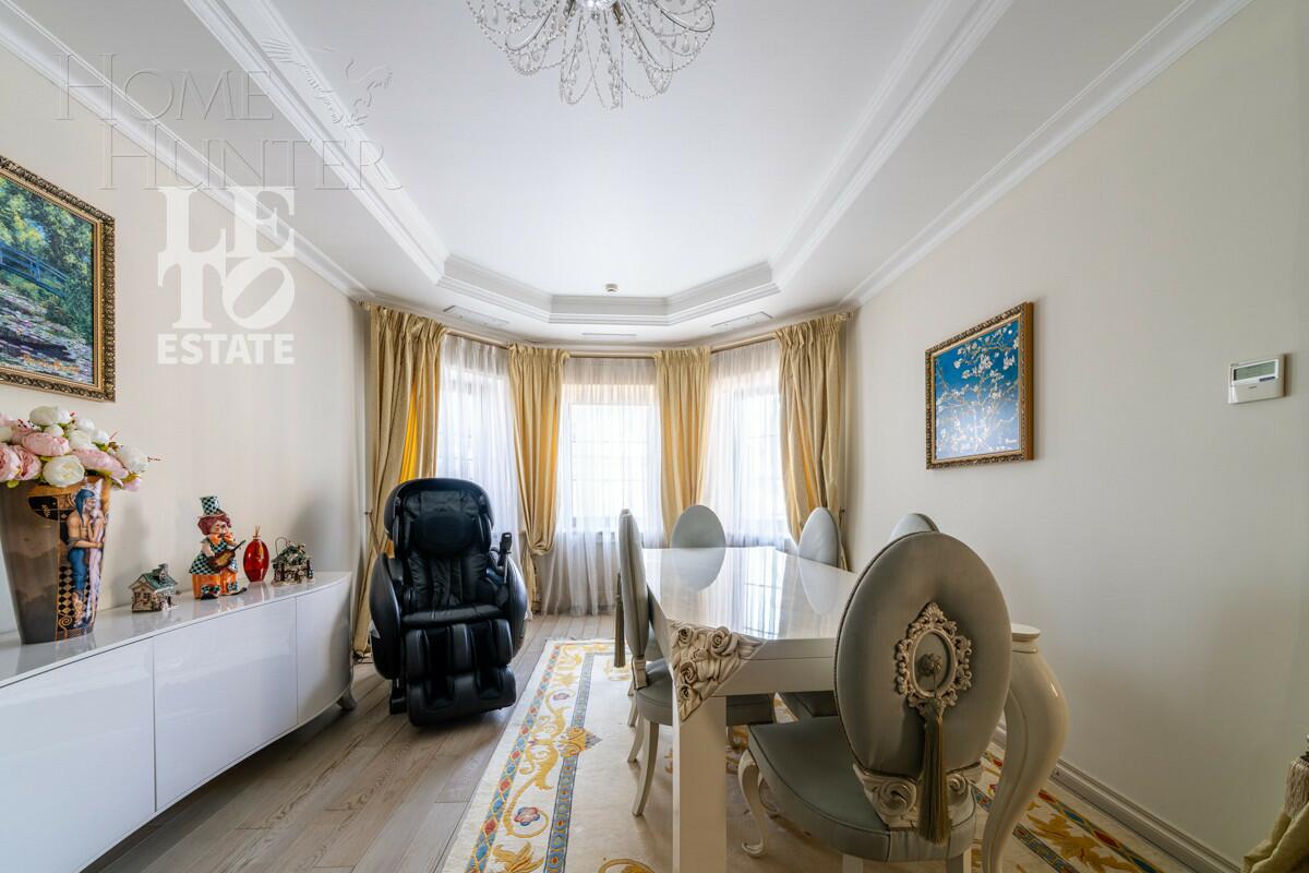 3-этажный коттедж 468 м² с отделкой