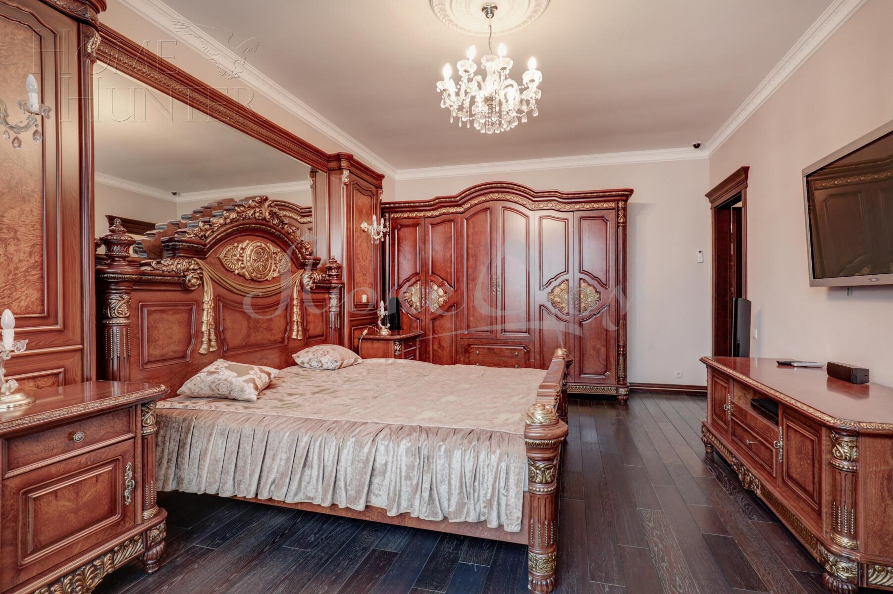 4-КОМН. КВАРТИРА С ОТДЕЛКОЙ 190.5 М² НА 8 ЭТАЖЕ