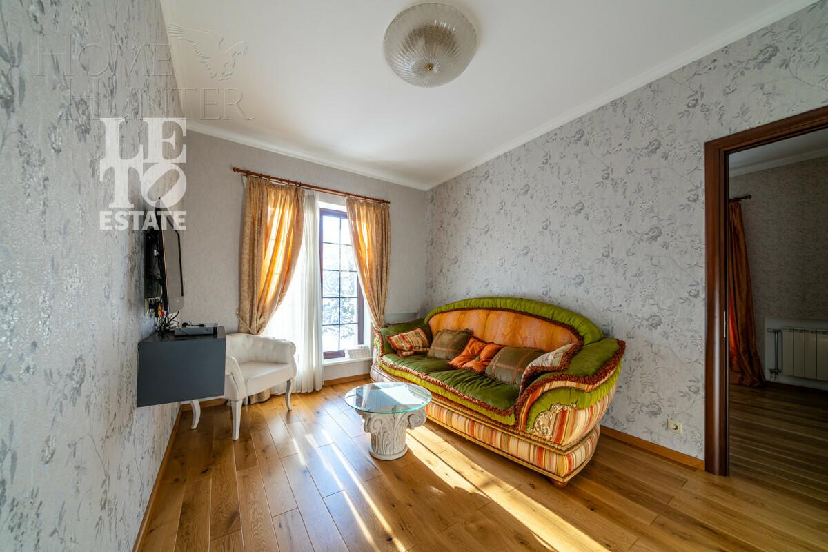 3-этажный коттедж 468 м² с отделкой