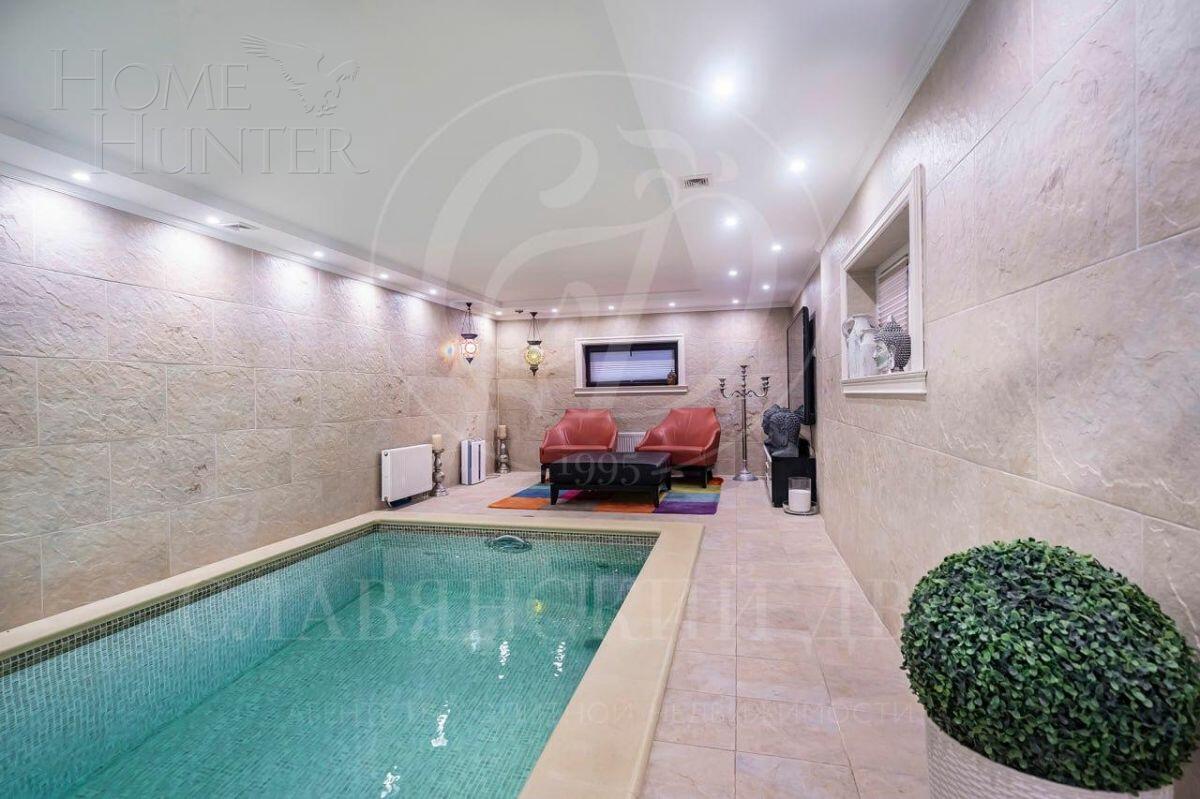 3-этажный коттедж 460 м² с отделкой