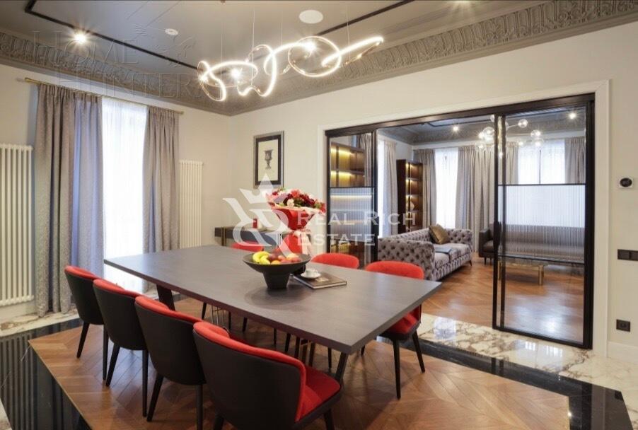 2-этажный коттедж 945 м² с отделкой