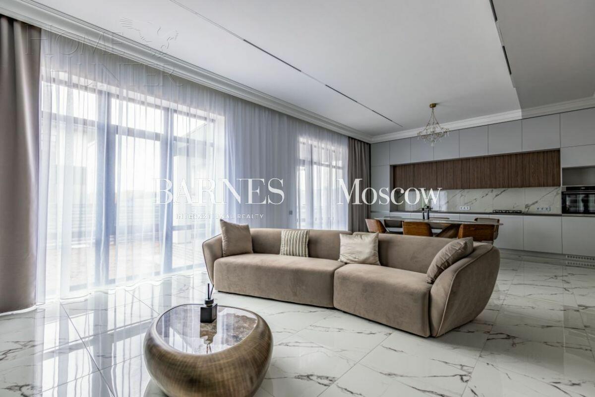 2-этажный коттедж 240 м² с отделкой