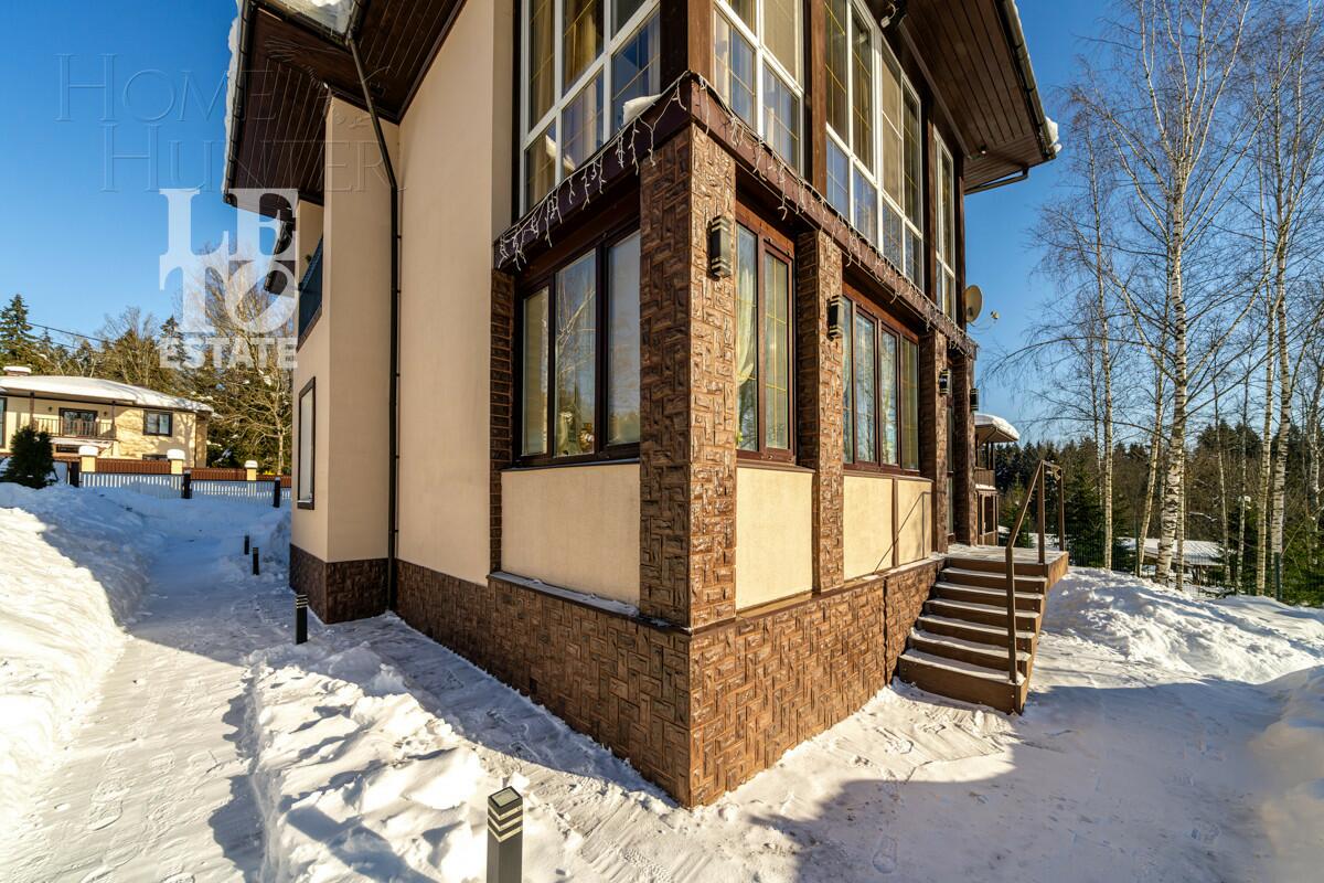 2-этажный коттедж 196 м² с отделкой