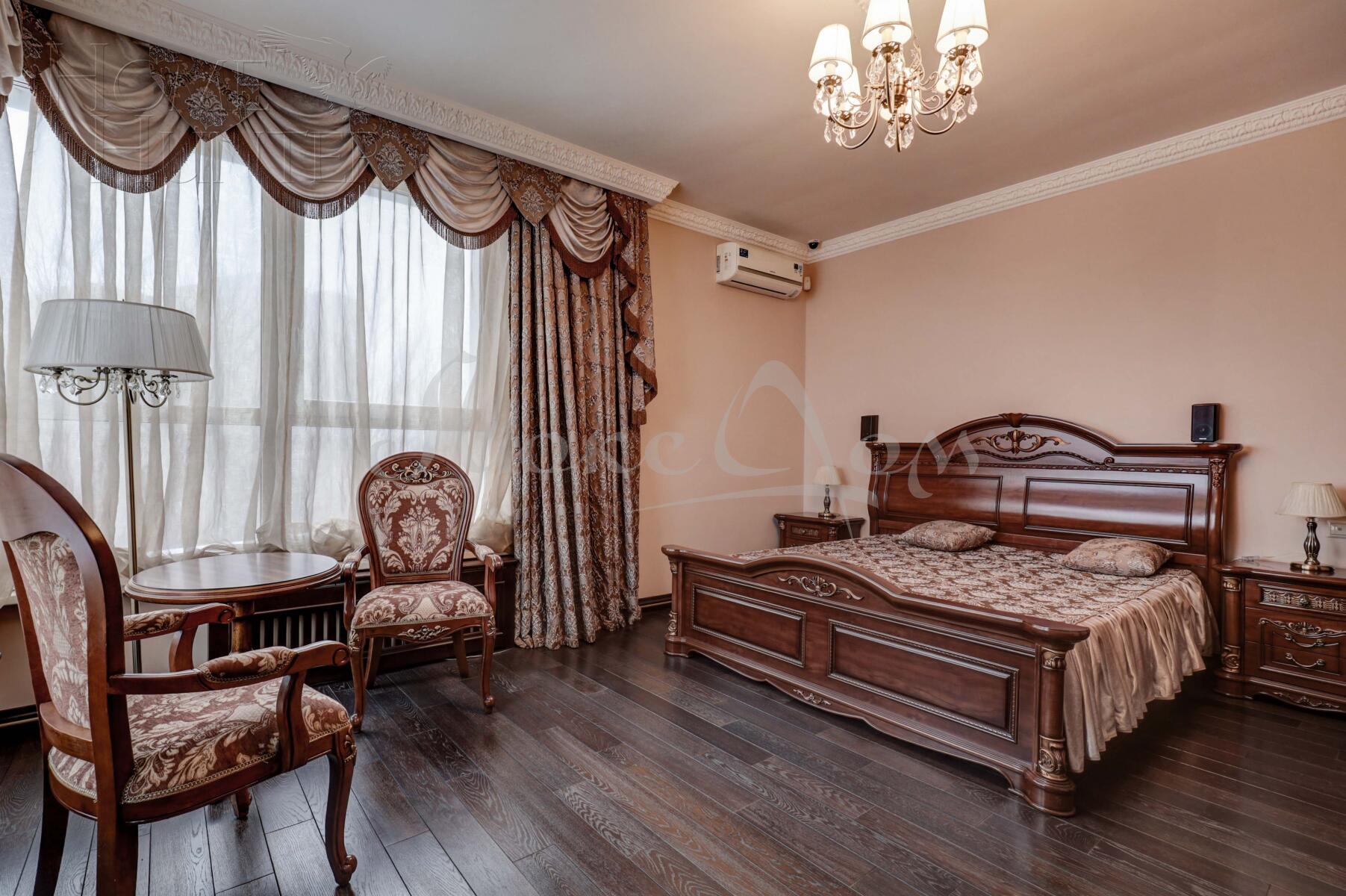 4-КОМН. КВАРТИРА С ОТДЕЛКОЙ 190.5 М² НА 8 ЭТАЖЕ