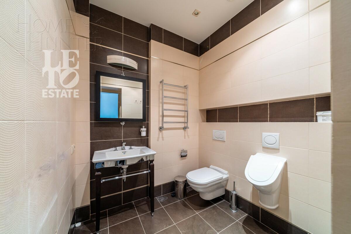 3-этажный коттедж 468 м² с отделкой