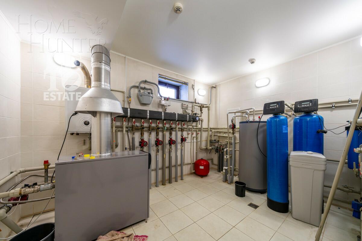 3-этажный коттедж 468 м² с отделкой