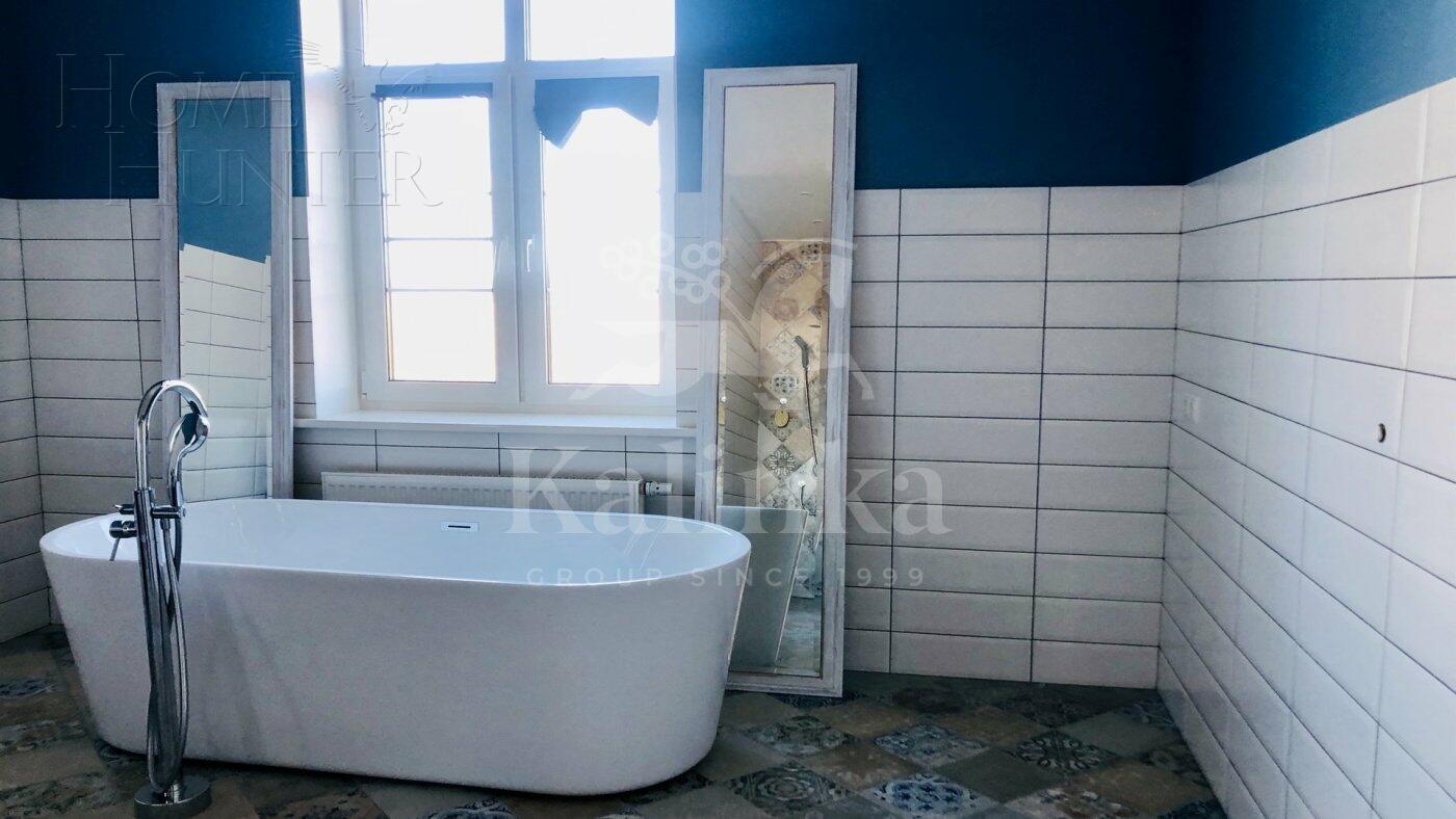 3-этажный коттедж 331 м² с отделкой