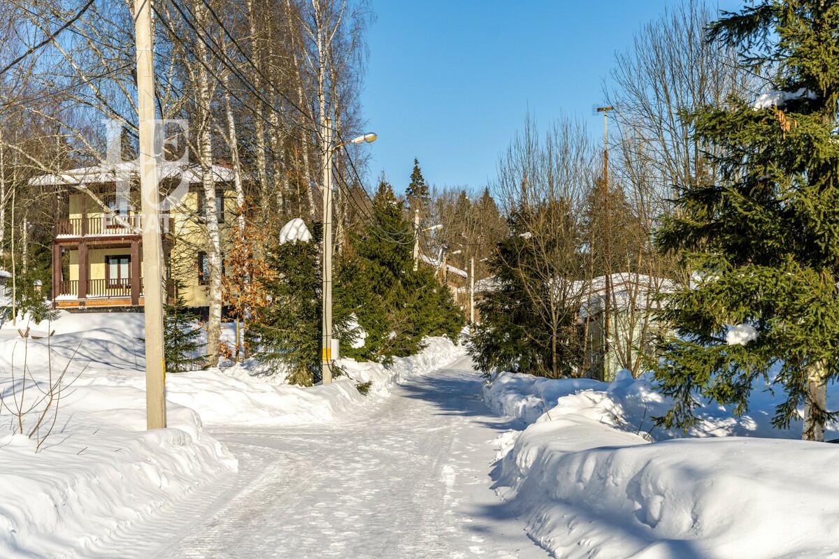 2-этажный коттедж 196 м² с отделкой