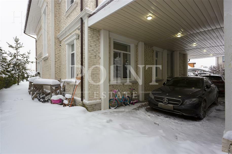 2-этажный коттедж 241 м² с отделкой