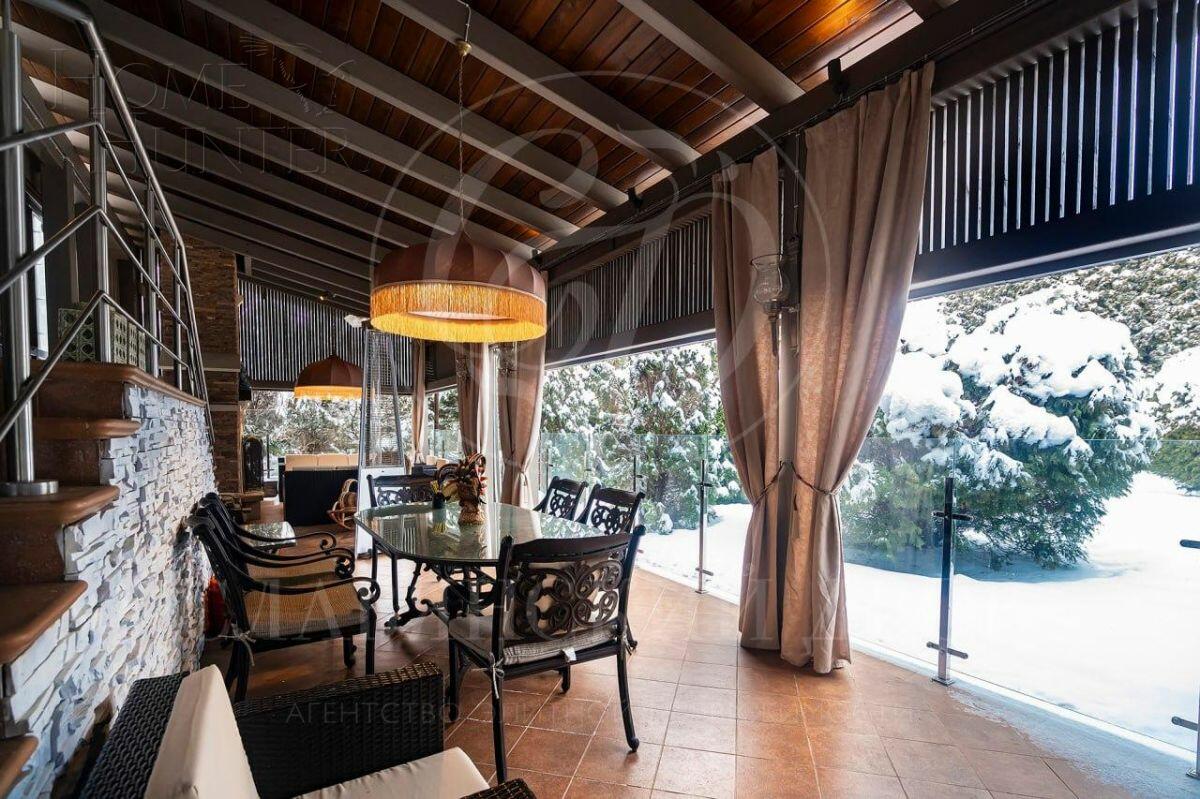 3-этажный коттедж 460 м² с отделкой