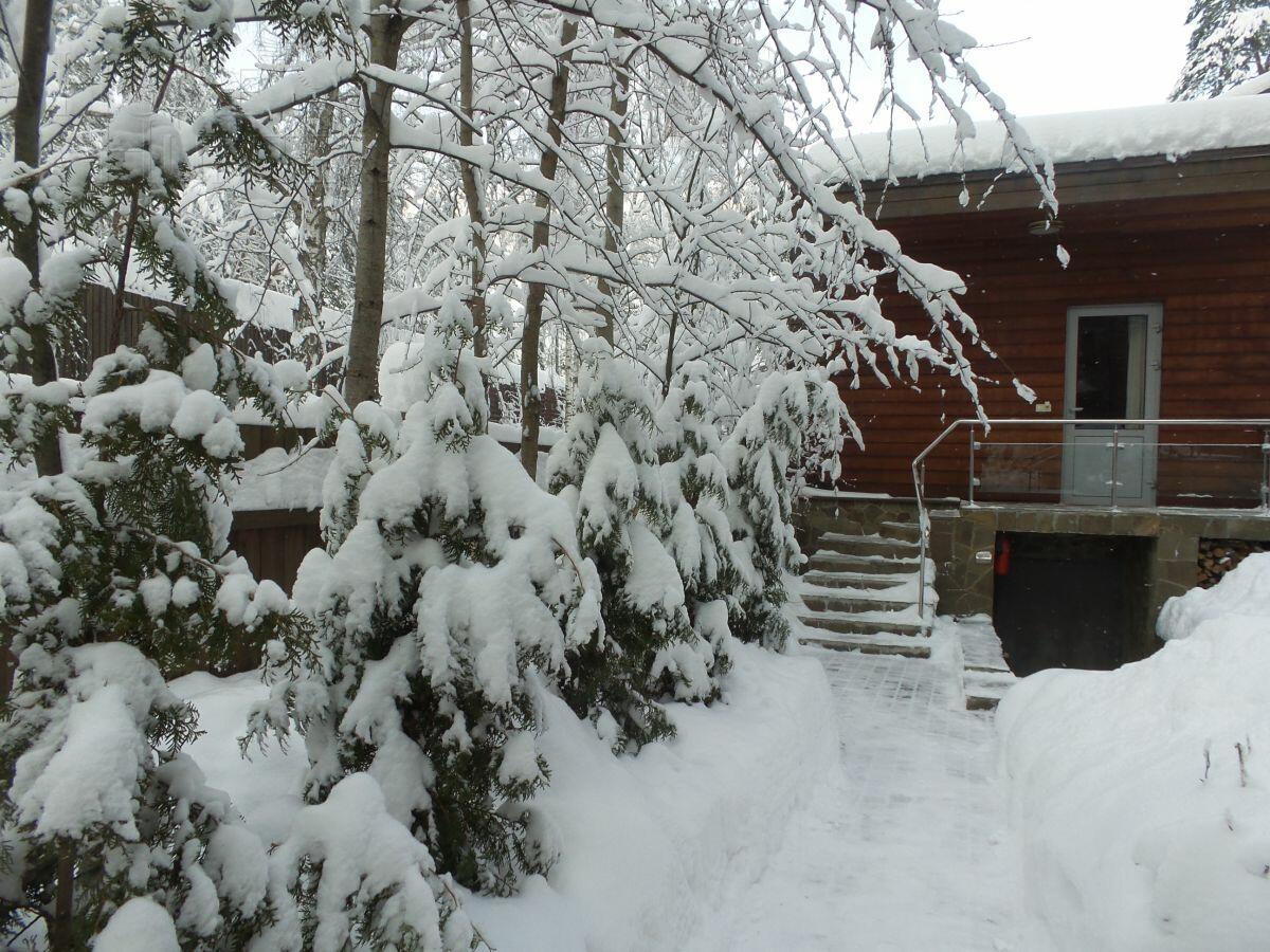 2-этажный коттедж 640 м² с отделкой