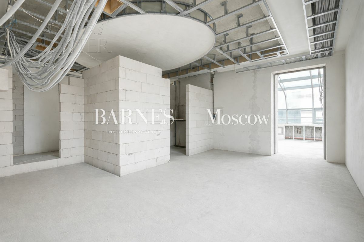 6-КОМН. АПАРТАМЕНТЫ БЕЗ ОТДЕЛКИ 450 М² НА 4 ЭТАЖЕ