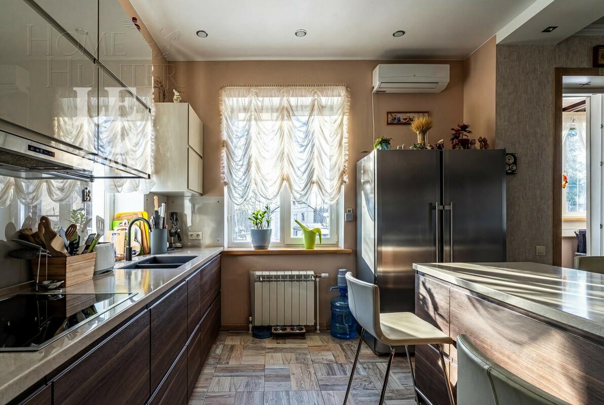 2-этажный коттедж 196 м² с отделкой