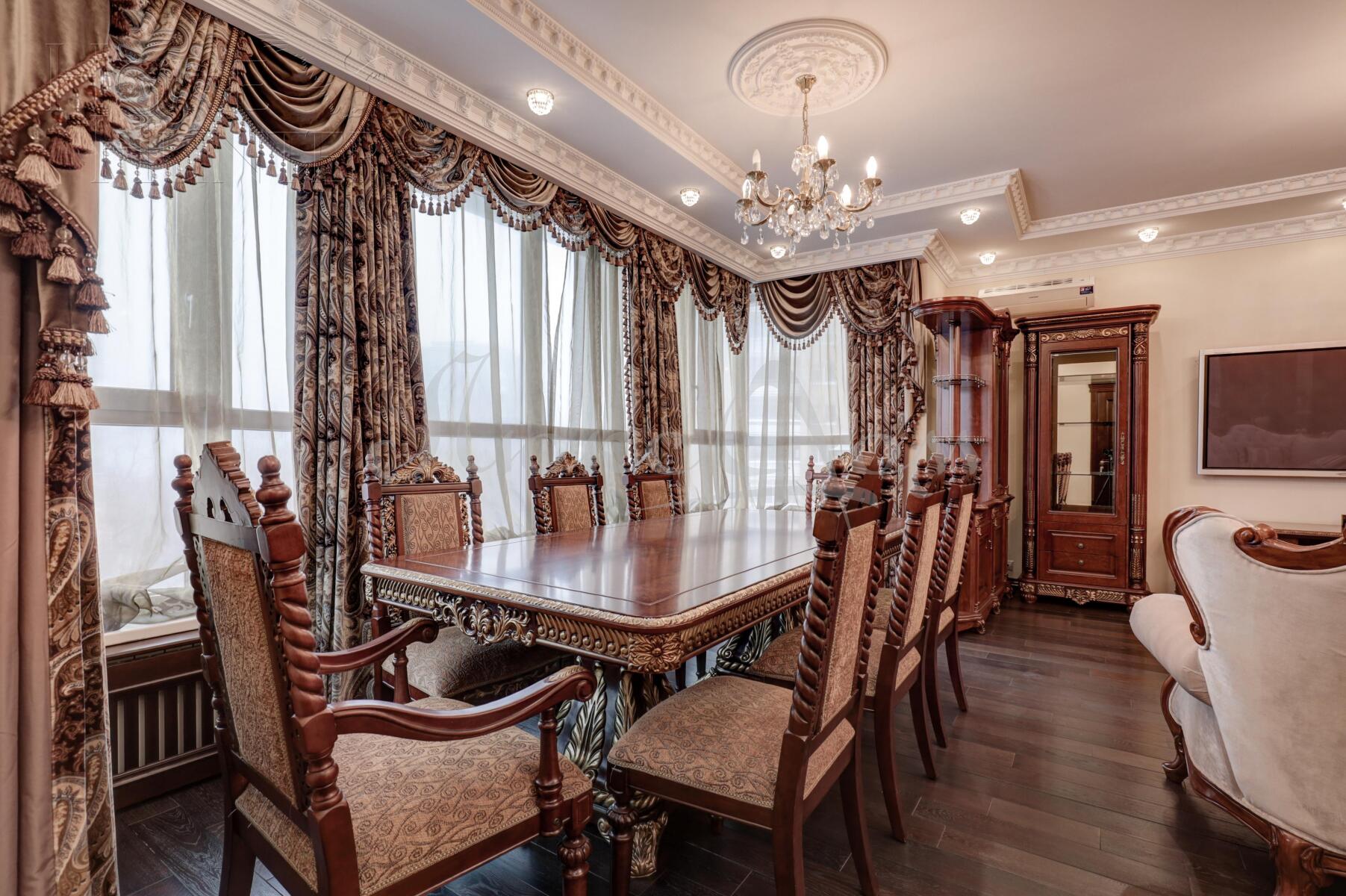 4-КОМН. КВАРТИРА С ОТДЕЛКОЙ 190.5 М² НА 8 ЭТАЖЕ