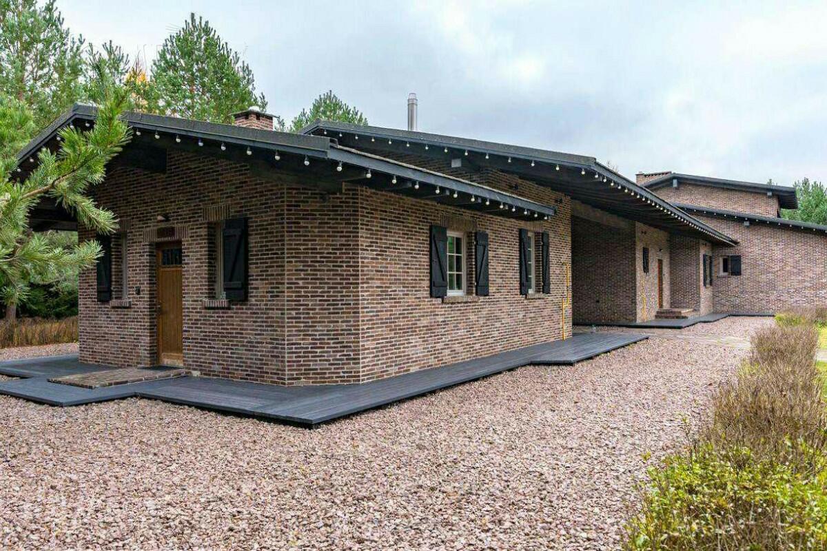 1-этажный коттедж 400 м² с отделкой