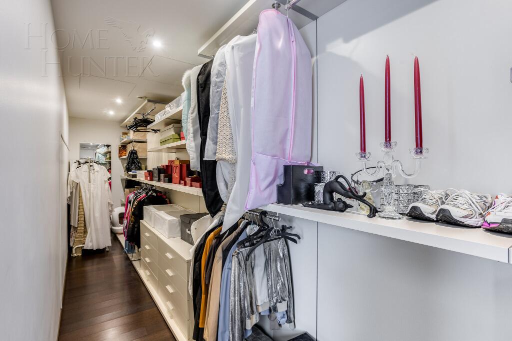 КОТТЕДЖ 1 510 м² с отделкой