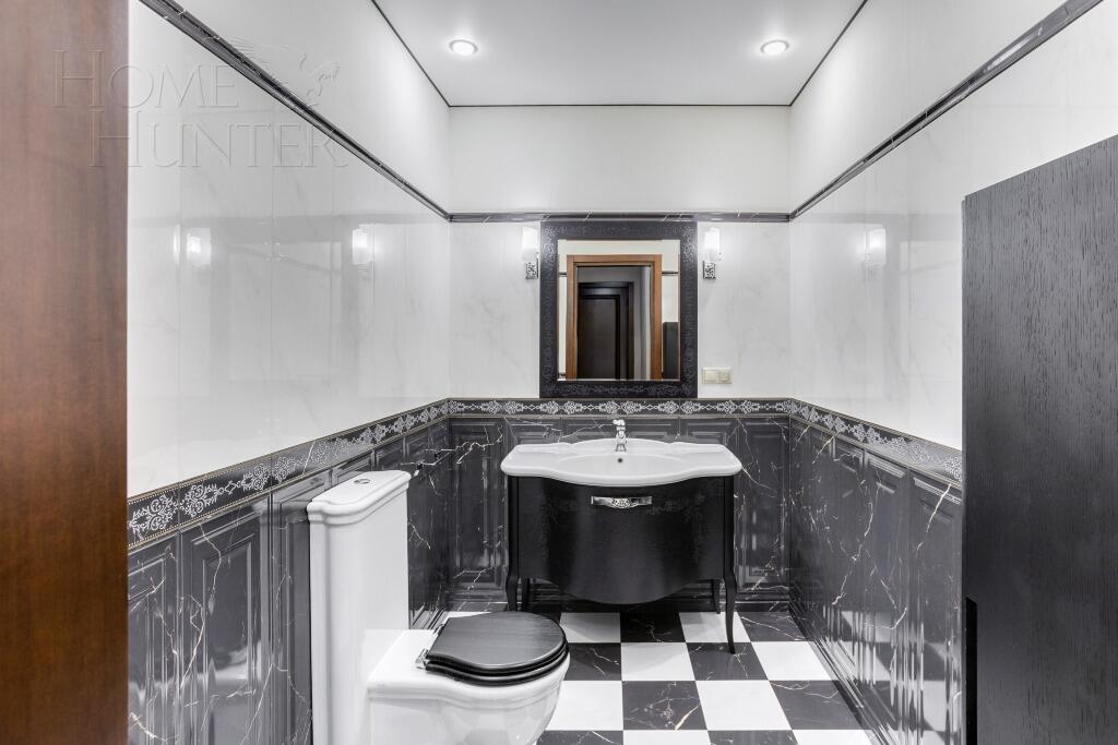 КОТТЕДЖ 1 510 м² с отделкой