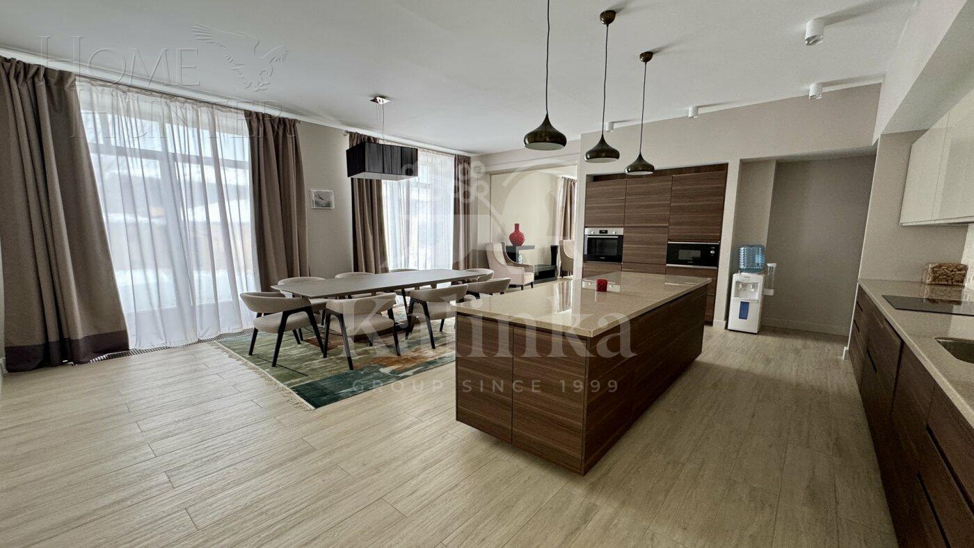 2-этажный коттедж 423 м² с отделкой