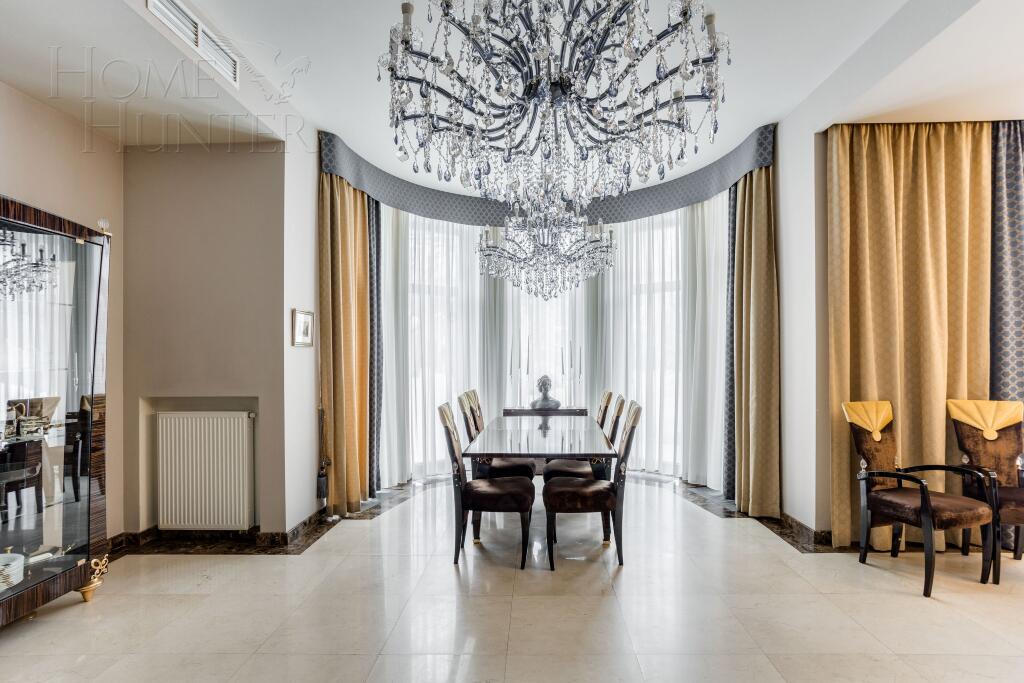 КОТТЕДЖ 1 510 м² с отделкой