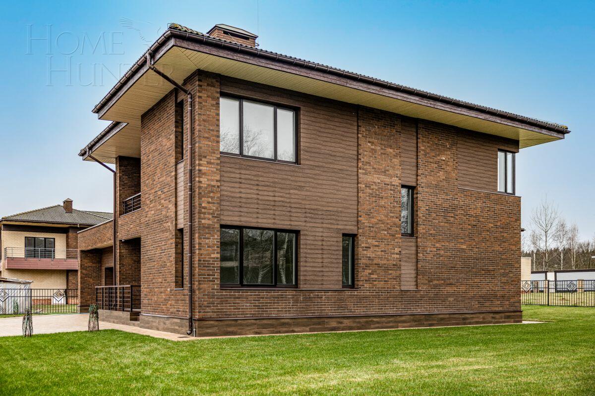 2-этажный коттедж 323 м² с отделкой