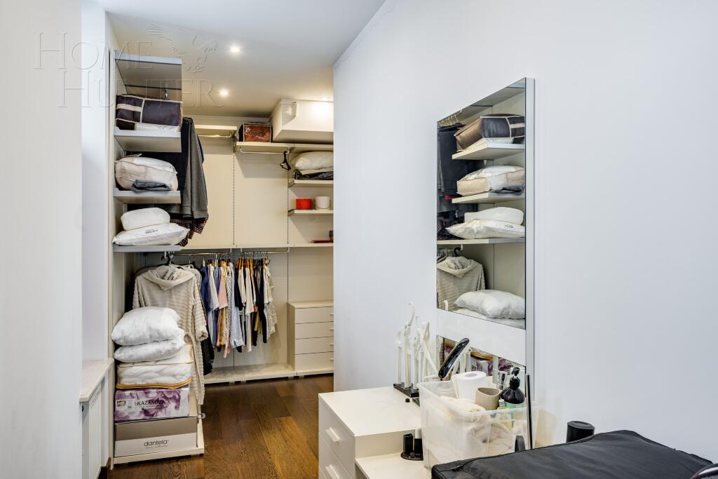 КОТТЕДЖ 1 510 м² с отделкой