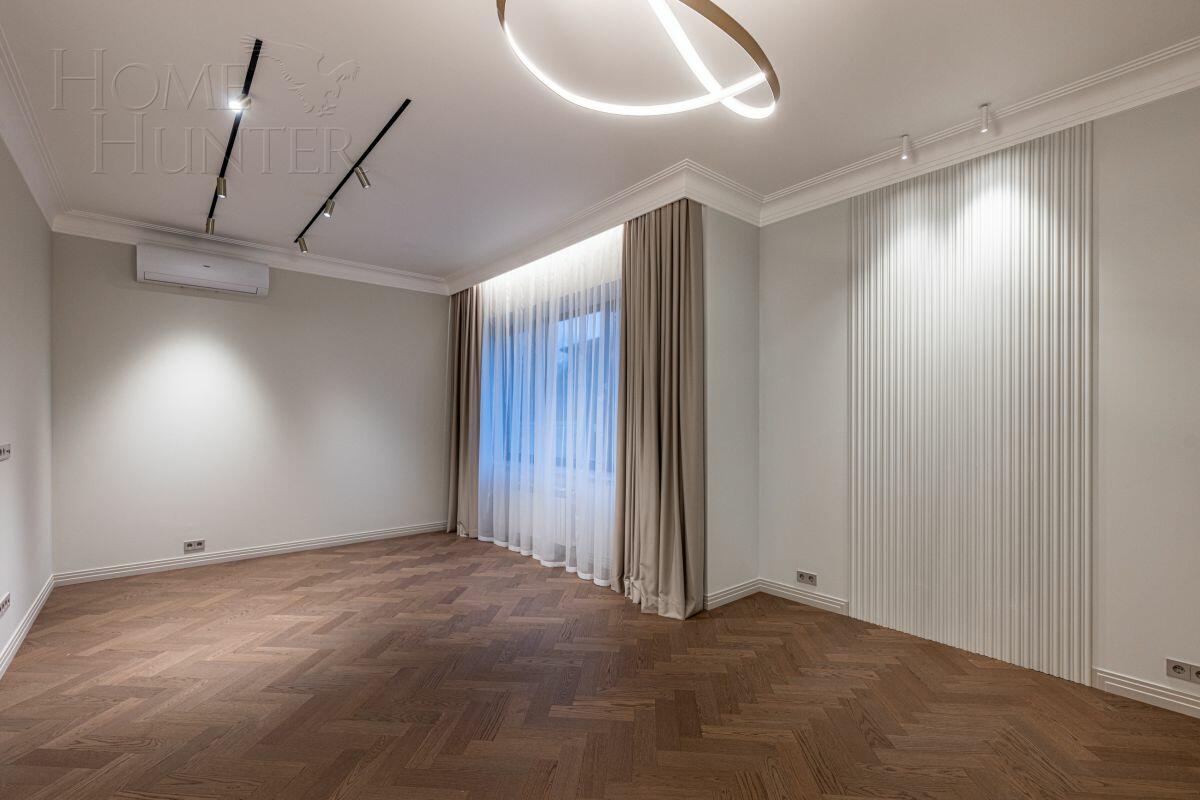 2-этажный коттедж 323 м² с отделкой