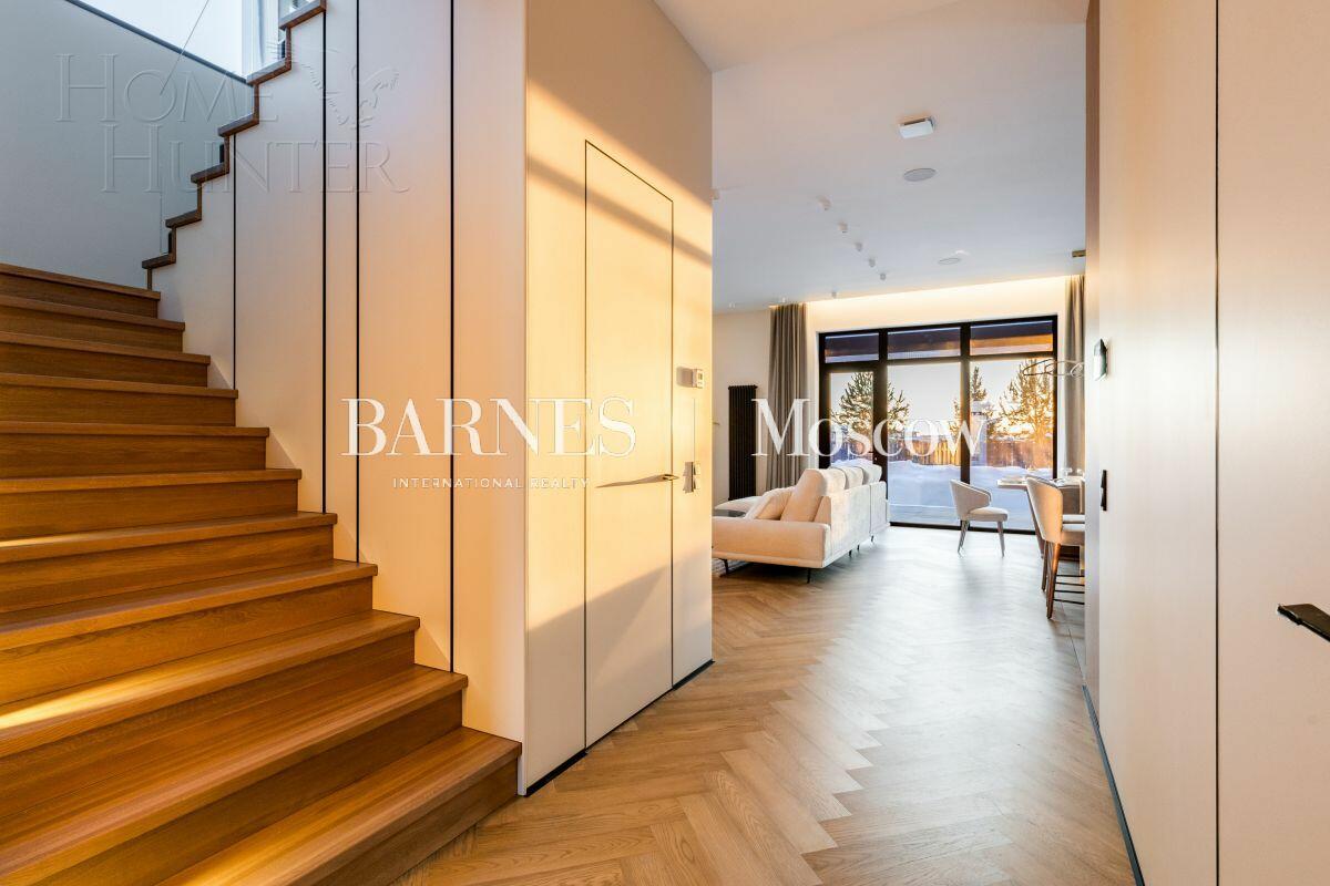 2-этажный коттедж 310 м² с отделкой