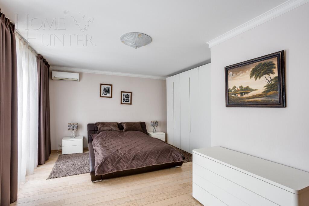 КОТТЕДЖ 1 510 м² с отделкой