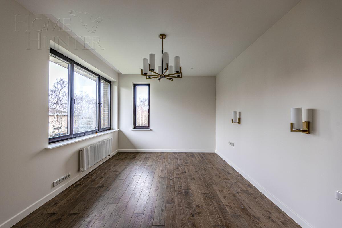 2-этажный коттедж 323 м² с отделкой