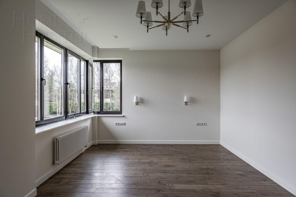 2-этажный коттедж 323 м² с отделкой