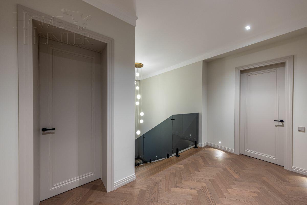 2-этажный коттедж 323 м² с отделкой