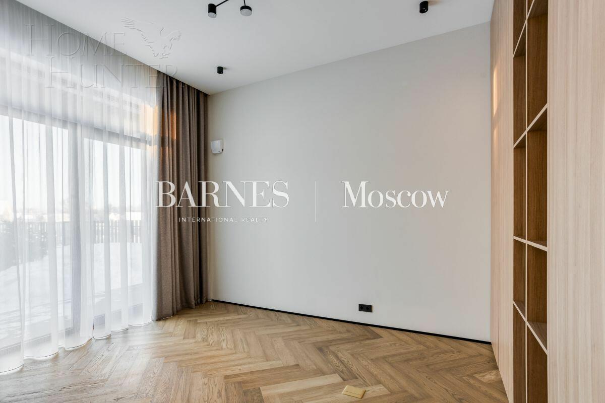 2-этажный коттедж 310 м² с отделкой