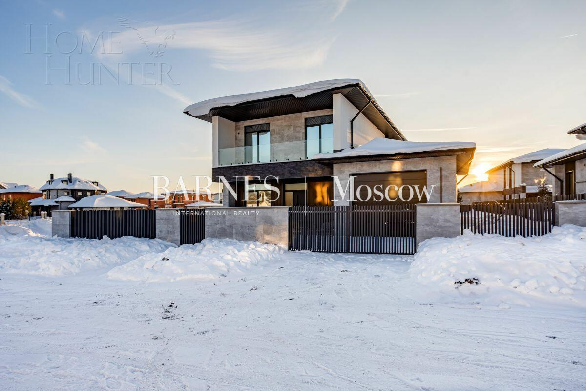 2-этажный коттедж 310 м² с отделкой