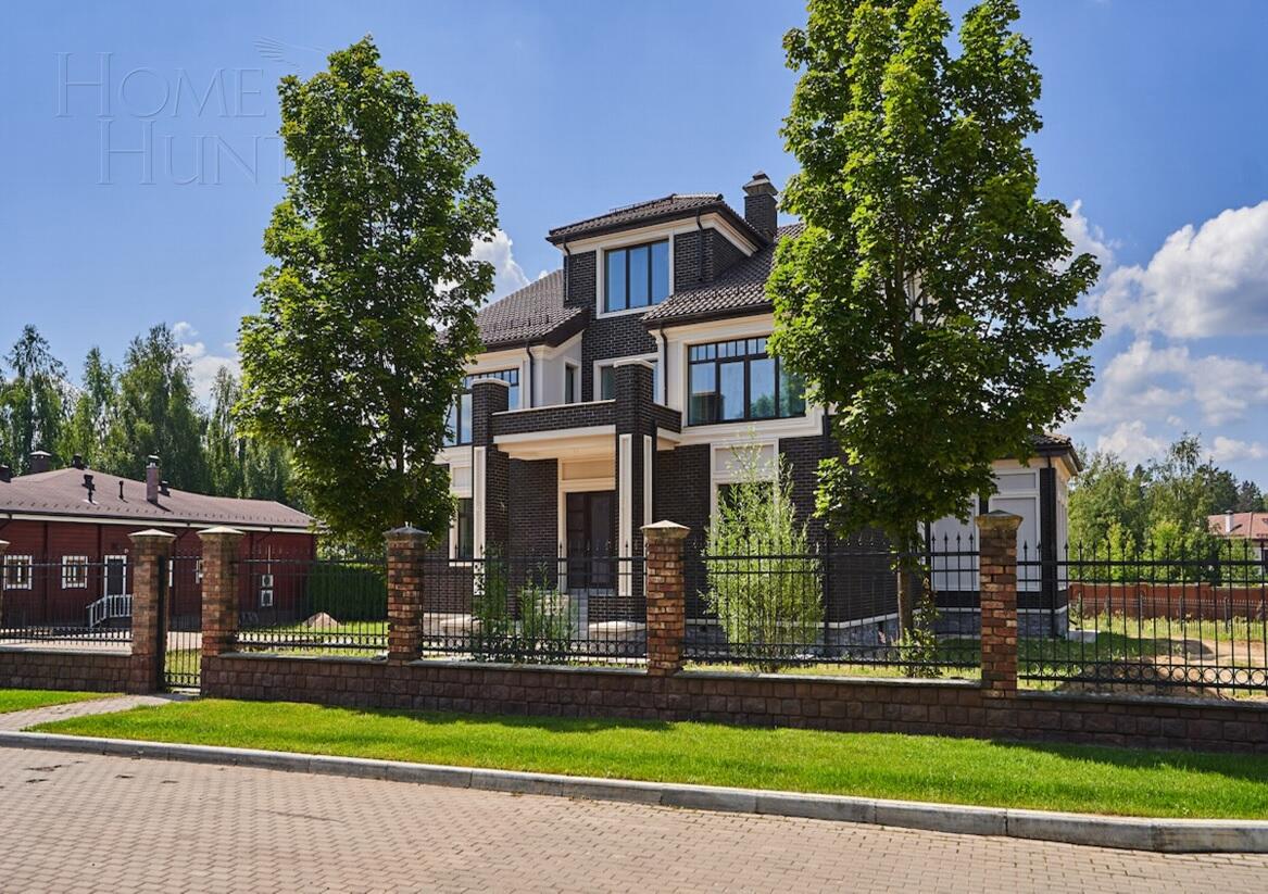 2-этажный коттедж 699 м² без отделки