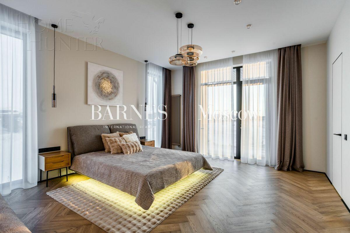 2-этажный коттедж 310 м² с отделкой