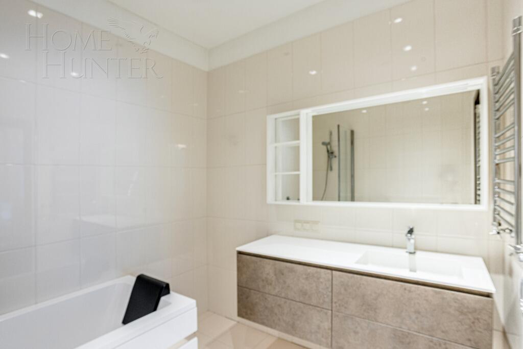 КОТТЕДЖ 1 510 м² с отделкой