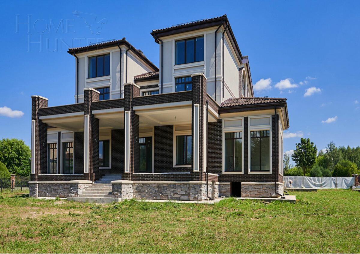 2-этажный коттедж 699 м² без отделки