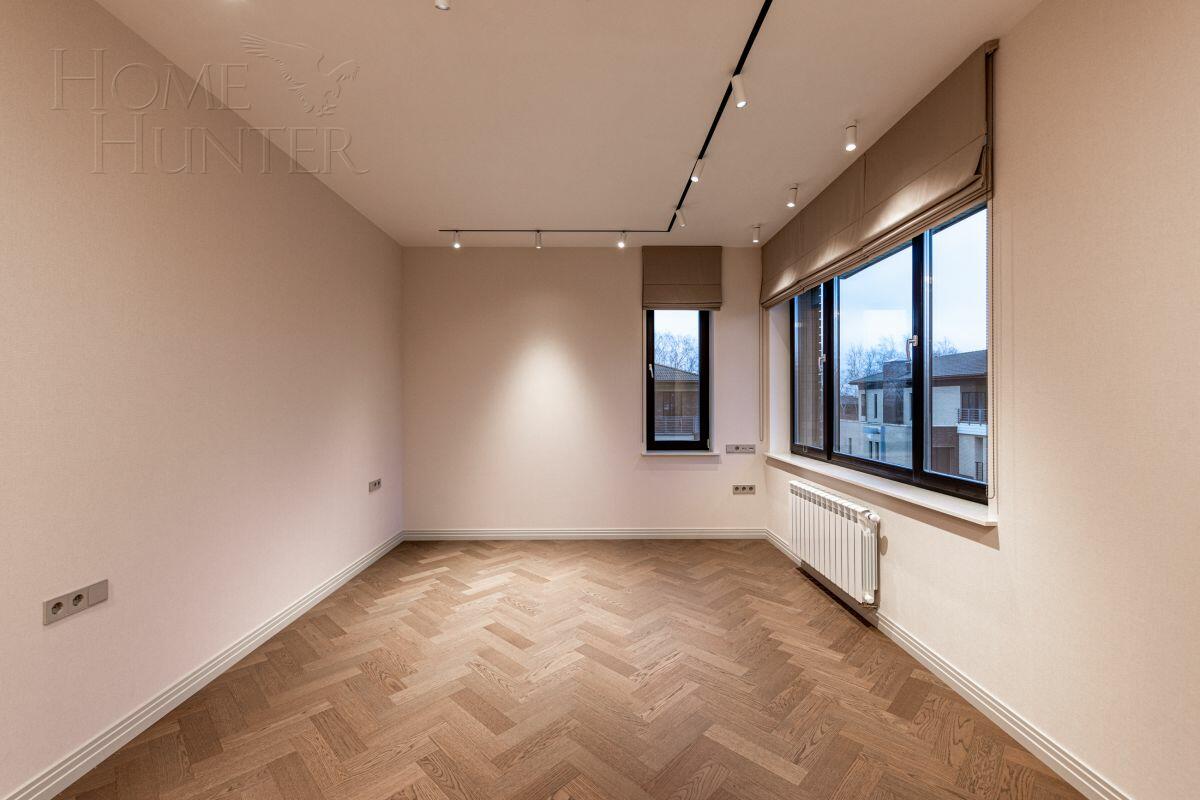 2-этажный коттедж 323 м² с отделкой