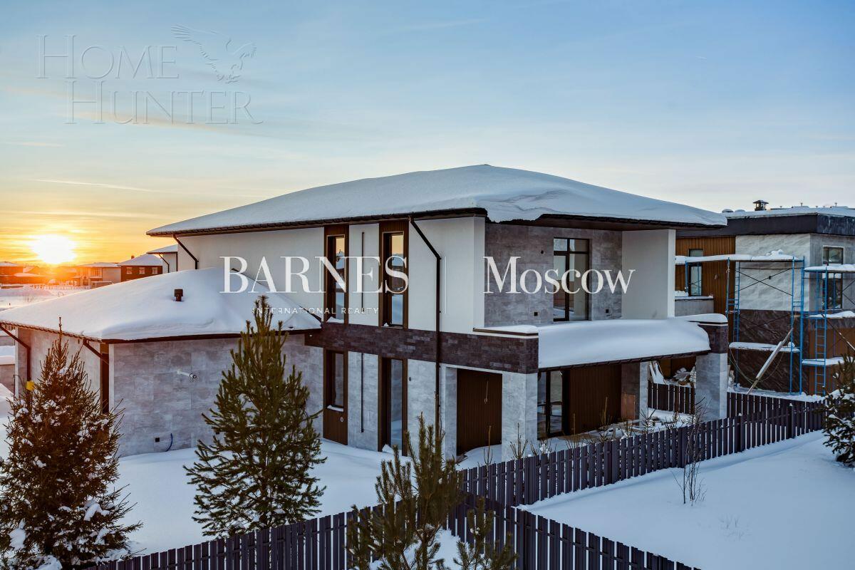 2-этажный коттедж 310 м² с отделкой