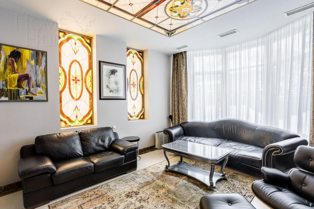 КОТТЕДЖ 1 510 м² с отделкой