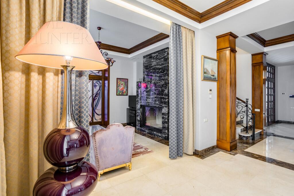 КОТТЕДЖ 1 510 м² с отделкой