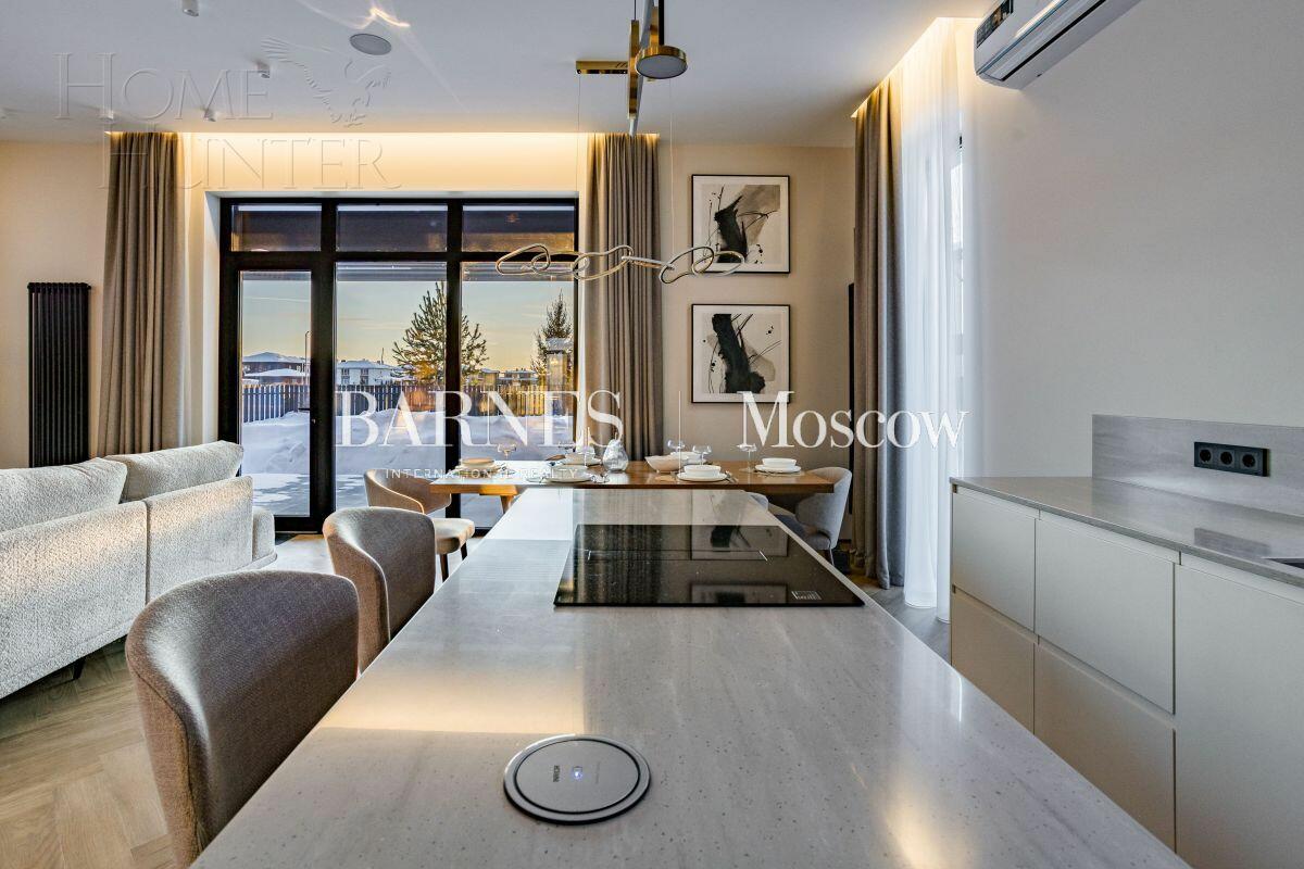 2-этажный коттедж 310 м² с отделкой