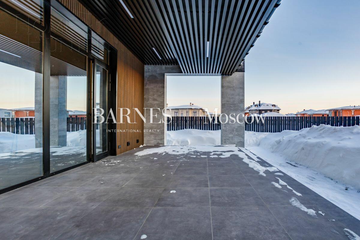 2-этажный коттедж 310 м² с отделкой