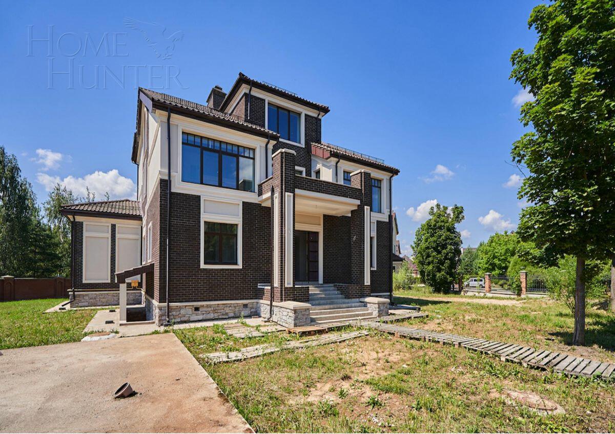 2-этажный коттедж 699 м² без отделки