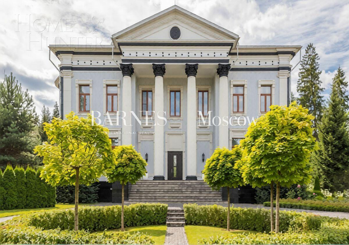 2-этажный коттедж 1 100 м² с отделкой