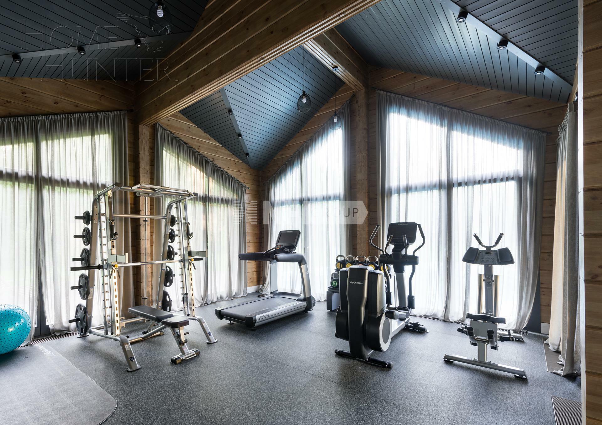 2-этажный коттедж 2 010 м² с отделкой